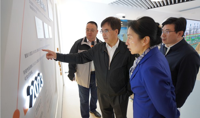 新闻 | 国家药监局调研组莅临亚星yaxing登录平台医疗开展医疗器械立法调研